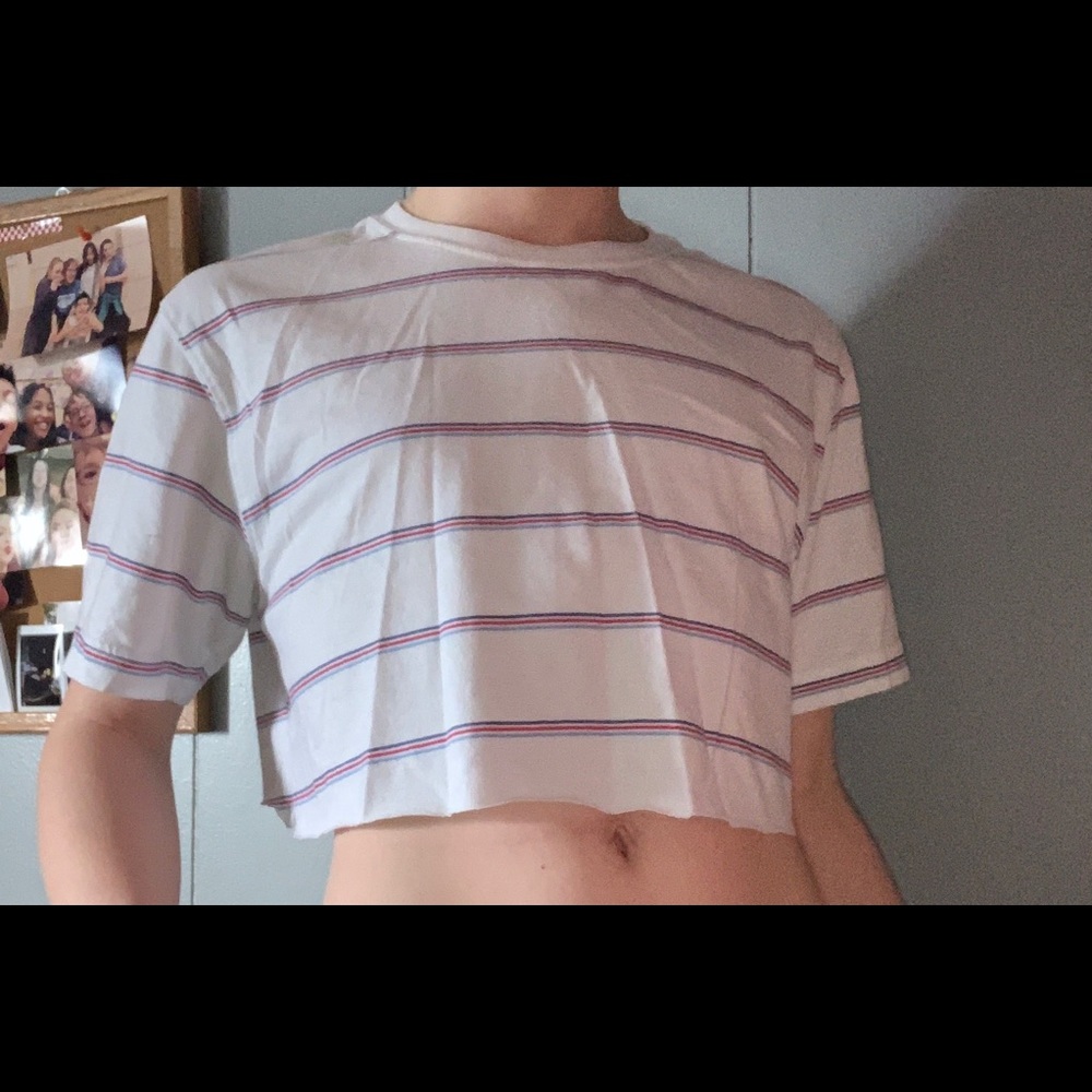 Custom cropped tee